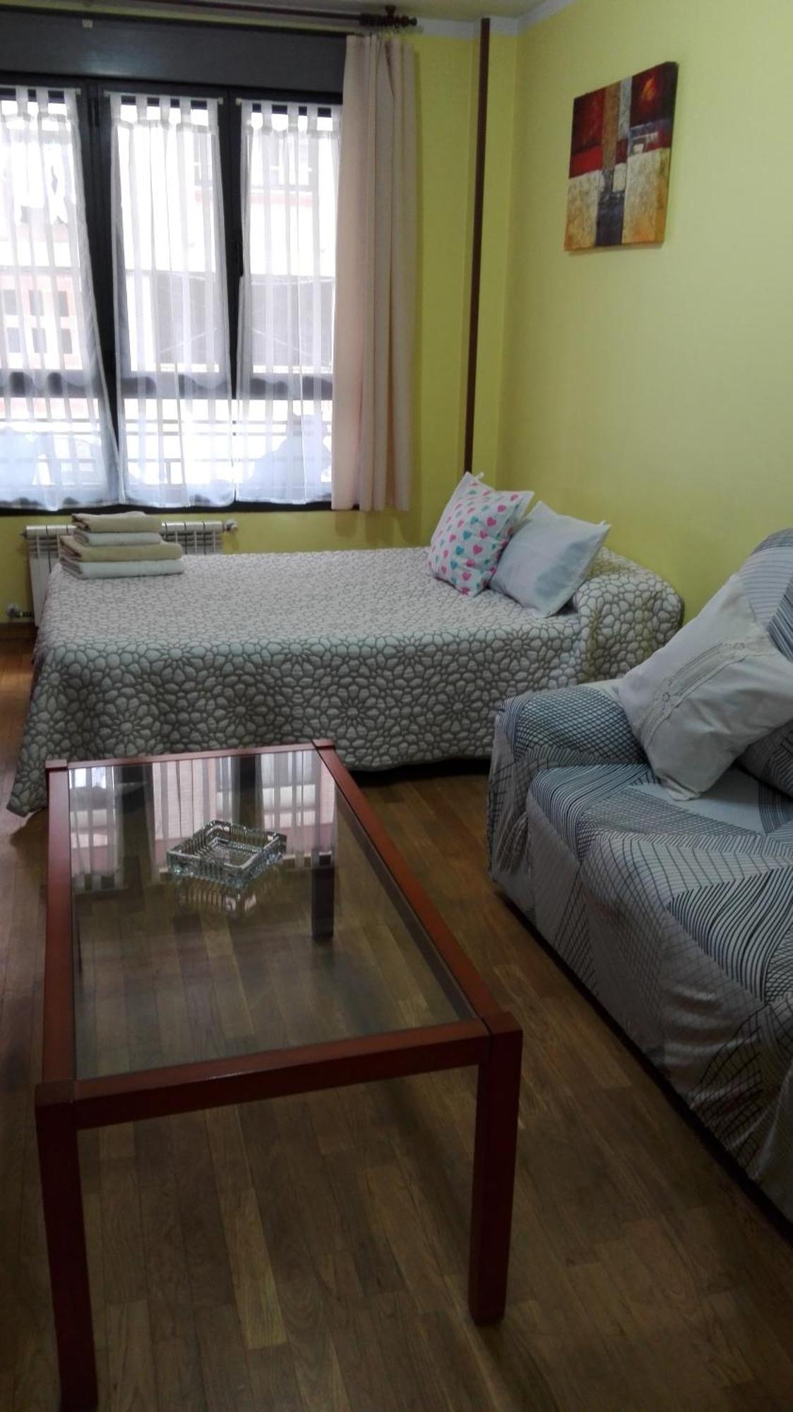 Amplio Loft Con Plaza De Garaje Apartment Cangas de Onis Ruang foto